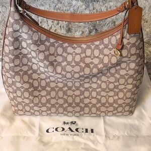 Coach Signature Juliet 38 Mint Condition